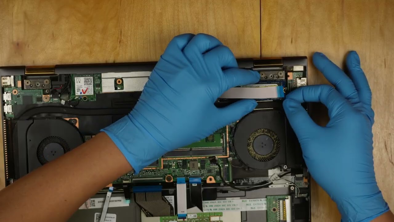 HP Spectre x360 15 ch011dx Teardown &ndash; RAM SSD Upgrade + Keyboard & Screen Repair