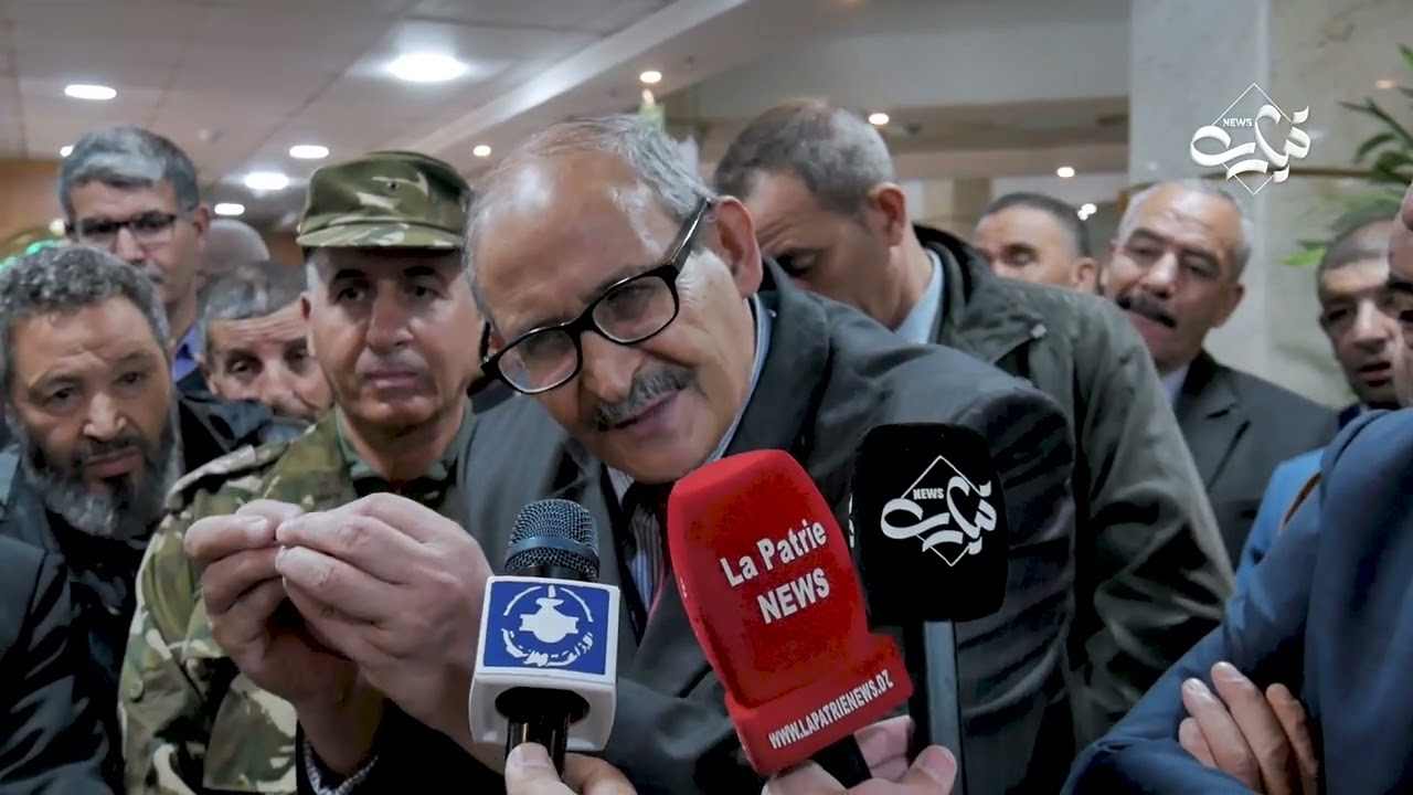 والي ولاية تيارت يشرف على الانطلاق الرسمي لخدمه الصيرفه الاسلاميه لبنك التنميه الريفيه LA BADR