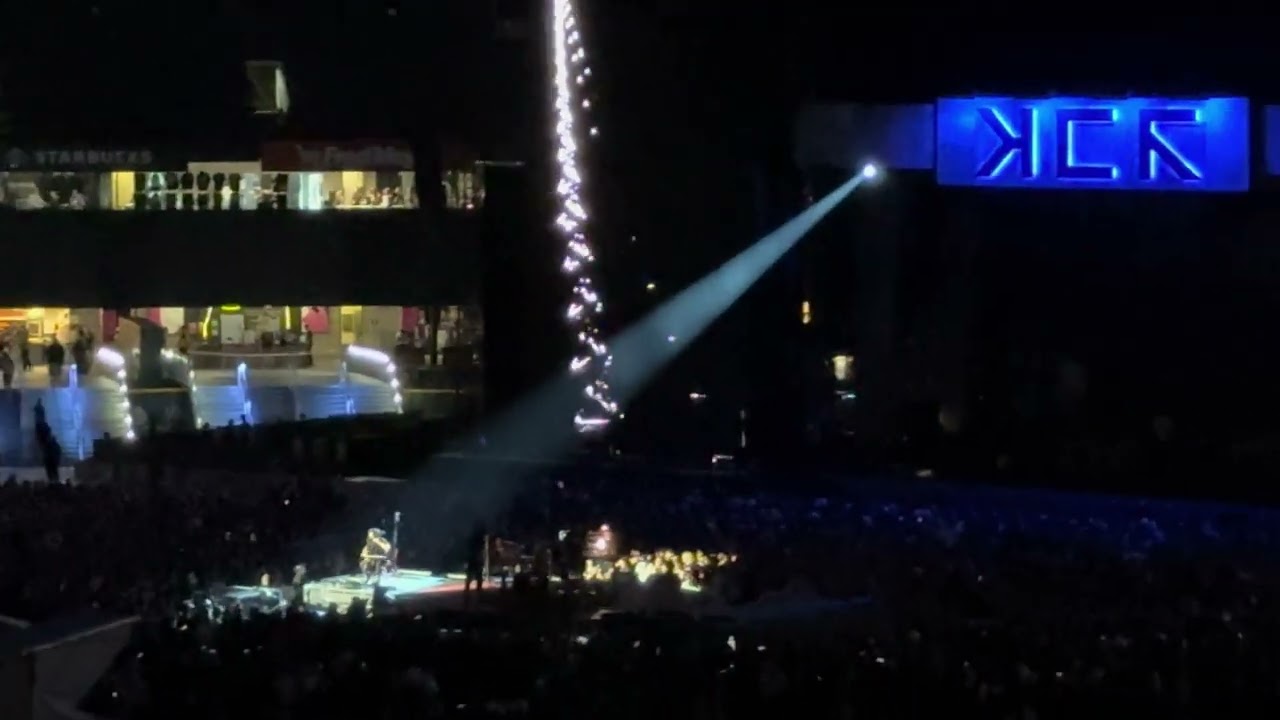 Cello 🎻 Solo - Clarice Jensen - My Chemical Romance Live at T-Mobile Park in Seattle, WA 7/11/2025