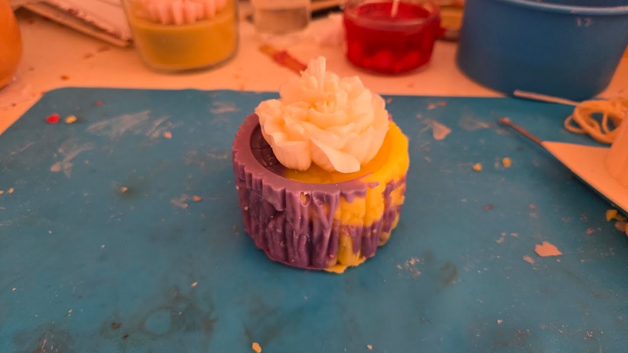 Vela bicolor vertical