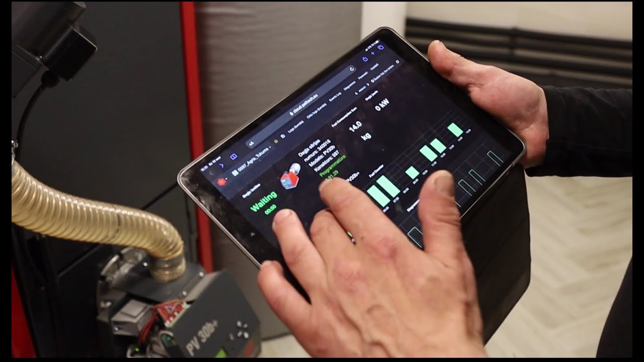 Правильная пелетная котельная Pelltech Everclean PV30b.