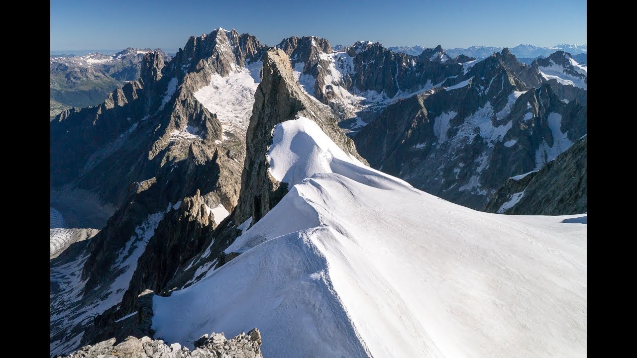 Rochefort ridge (bivaco Ettore Canzio)