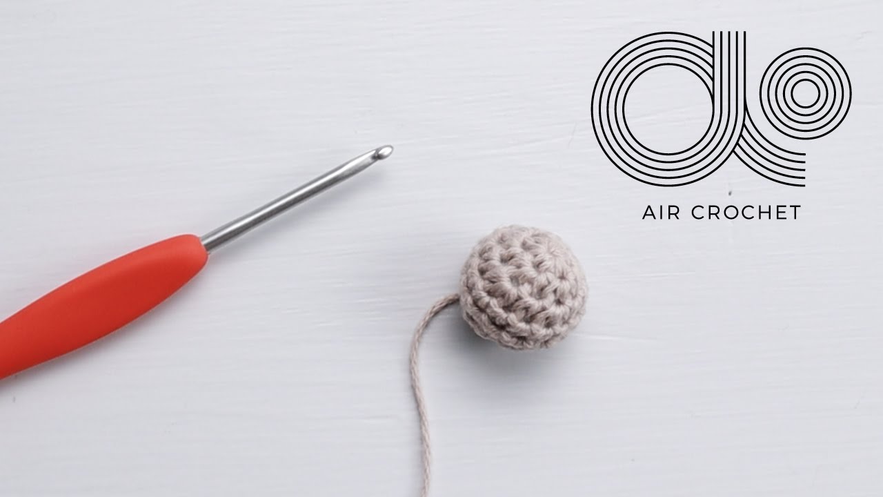 LH // Crochet Ball