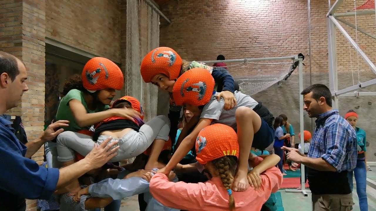 En els recons de l'assaig de castells...