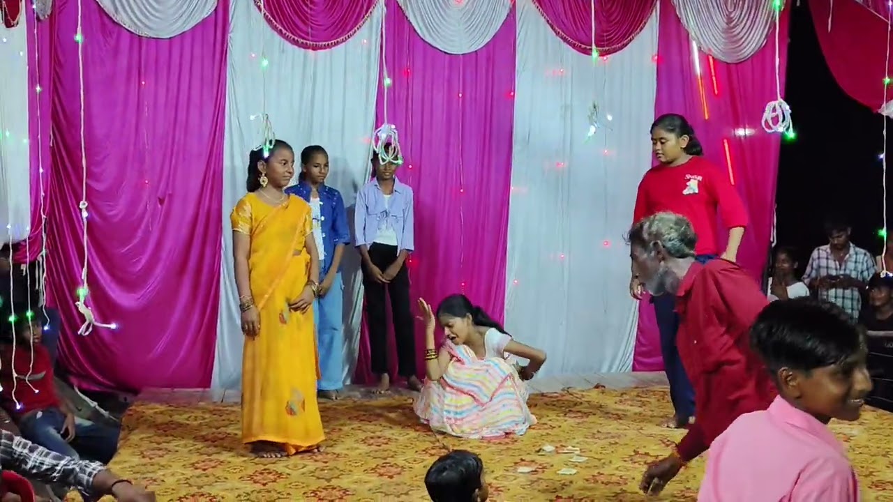 सास और बहू एक्टिंग सौम्या पटेल और टीम 