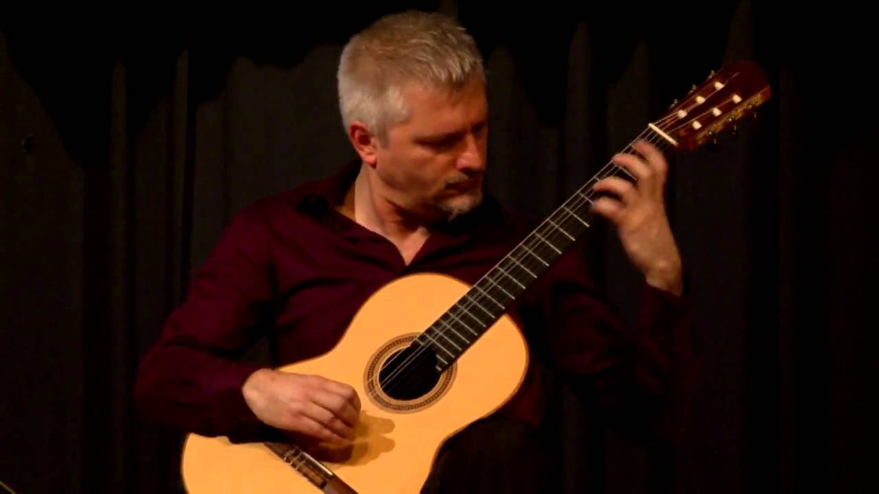 Caprice n&deg;4 by Luigi Legnani (36 caprices op.20) played by Johan Fostier