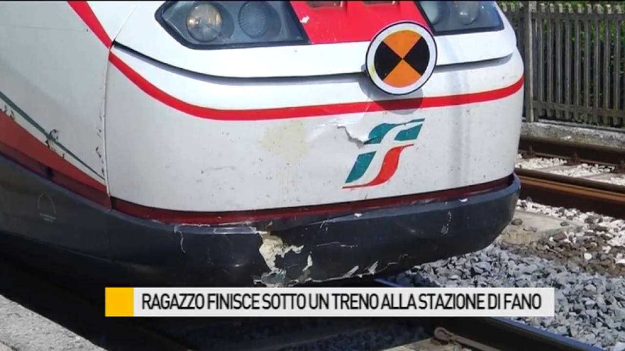 Ragazzo finisce sotto un treno alla stazione di Fano