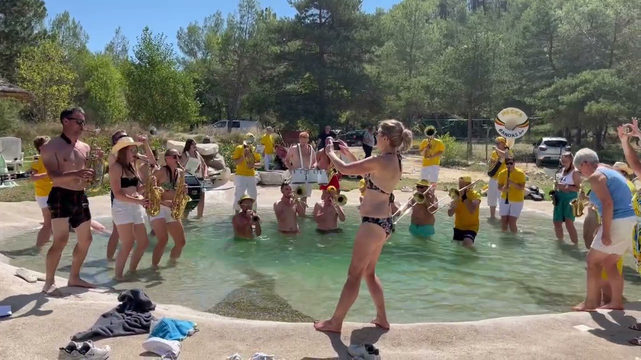 Musica Gogo Hé! Buis-les-Baronnies  2022 - Cubana Bar - Guk Euskaraz