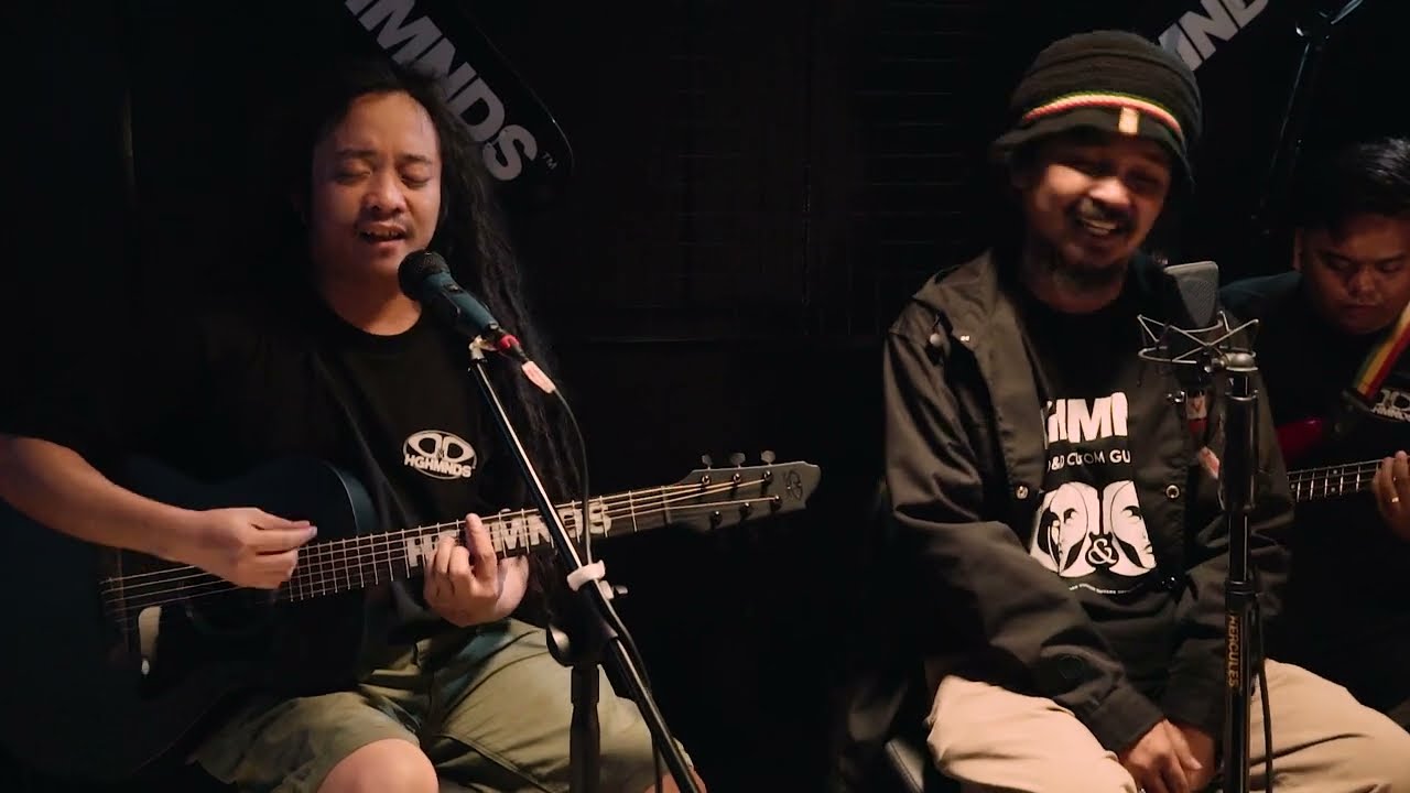Away ng Away - Lion and the Scouts | HGHMNDS X D&D Custom Guitars