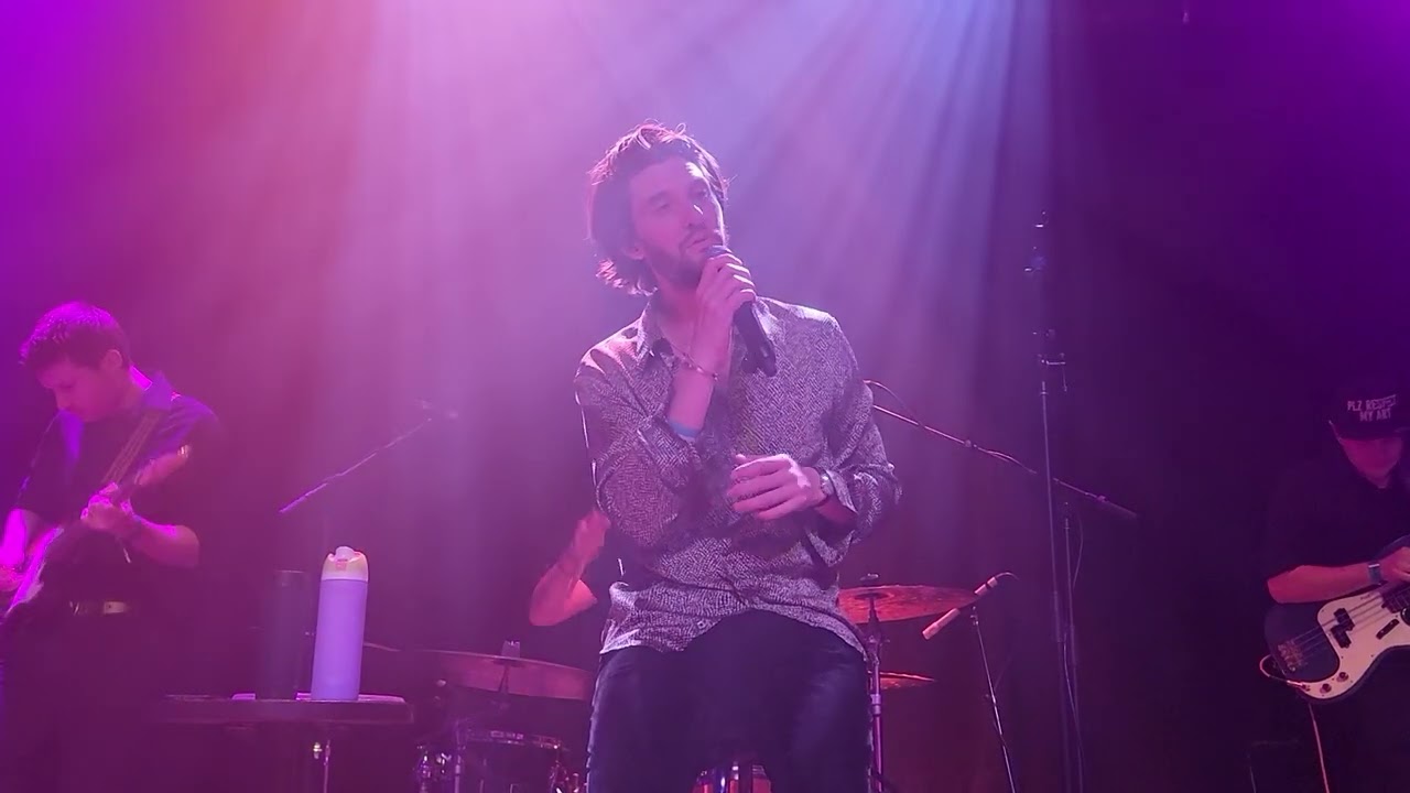 BEN BARNES AT TROUBADOUR  JAN 2024 - Never