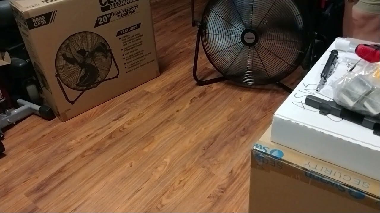 Harbor Freight - Central Machinery 20 inch floor fan Review, 1 star to a 5 star fan with easy mod...