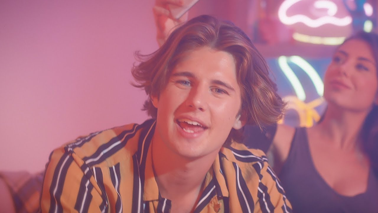 Joel Adams - Fake Friends (Official Music Video)