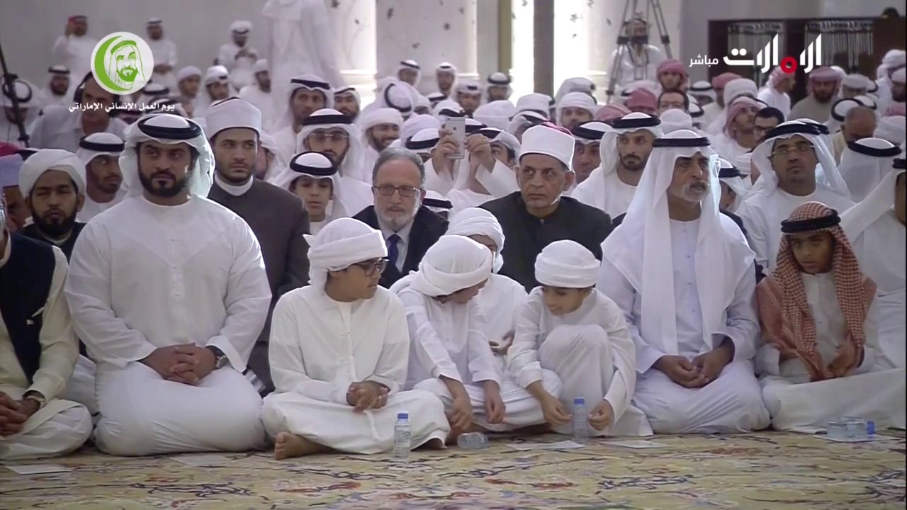 محمد بن النوه المنهالي يلقي قصيدة بعنوان أخلاق زايد