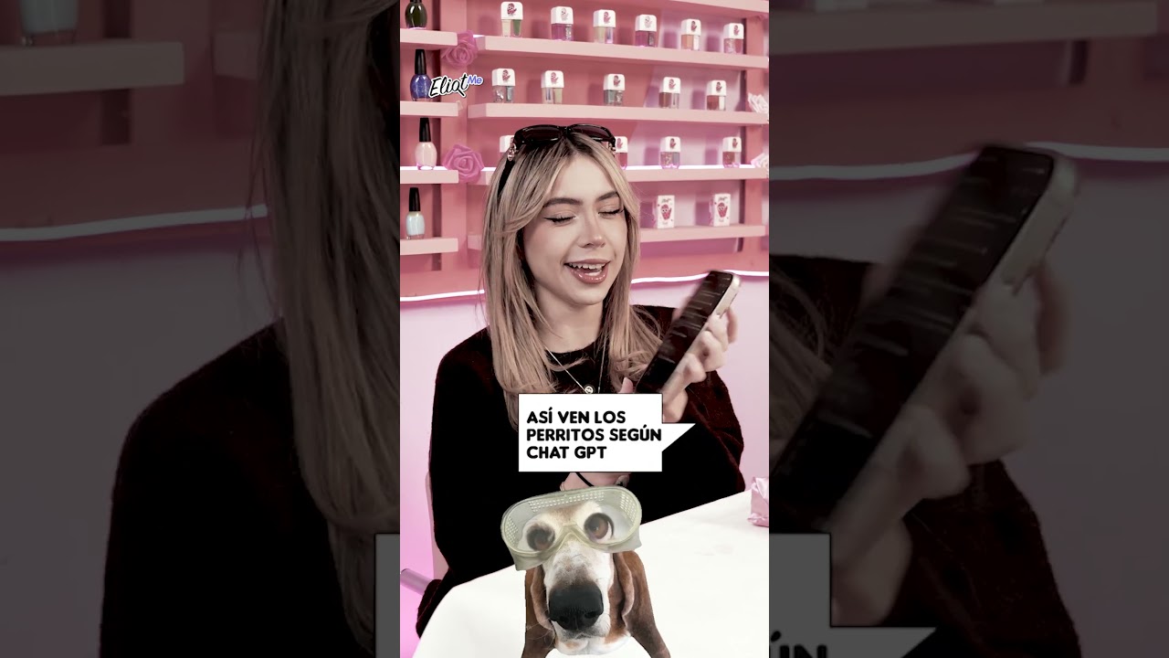 KAREN TORRES DESBLOQUEA SU CELULAR Y NOS MUESTRA SUS SECRETOS ¿CUÁNTOS STICKERS DE NANDO TIENE?