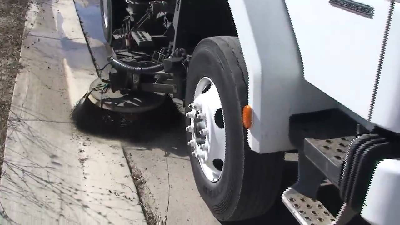 BROCK SWEEPING | DETROIT | MICHIGAN | STREET SWEEPING |
