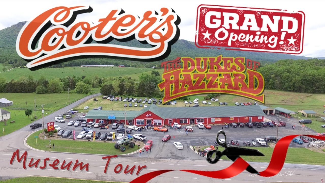 Cooter's Place Luray Grand Opening - I got My Car Signed