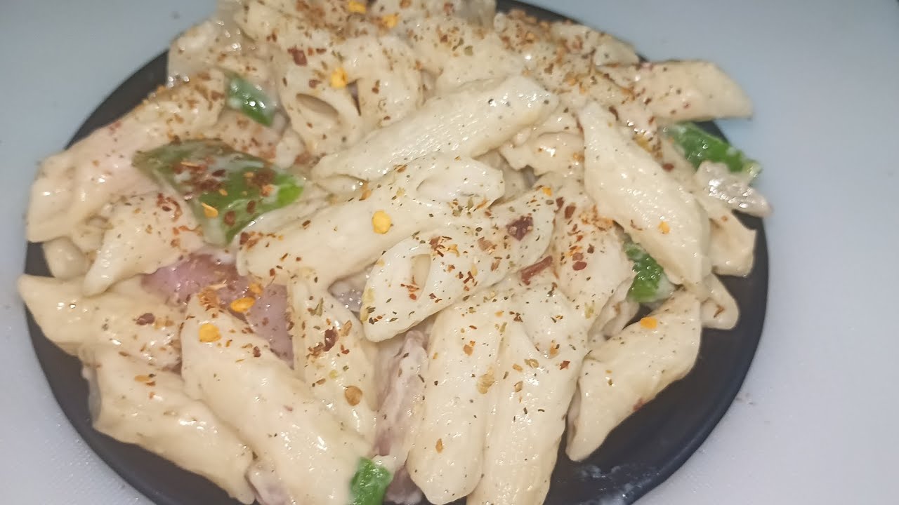 5min में बनने वाला व्हाइट सॉस पास्ता😋How to make white sauce pasta😋#youtube  #pasta#restaurant style