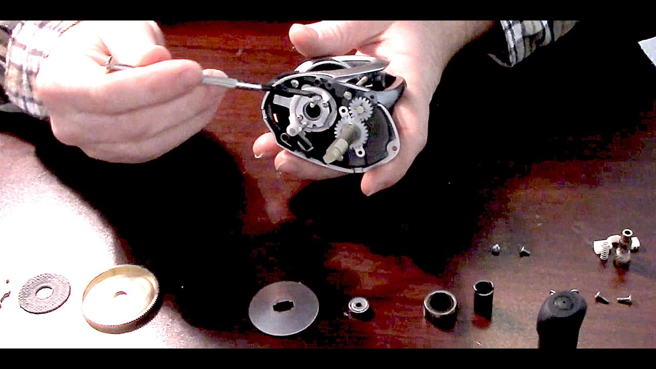 Shimano Curado Full Reel Cleaning - Part 1- Taking the reel apart