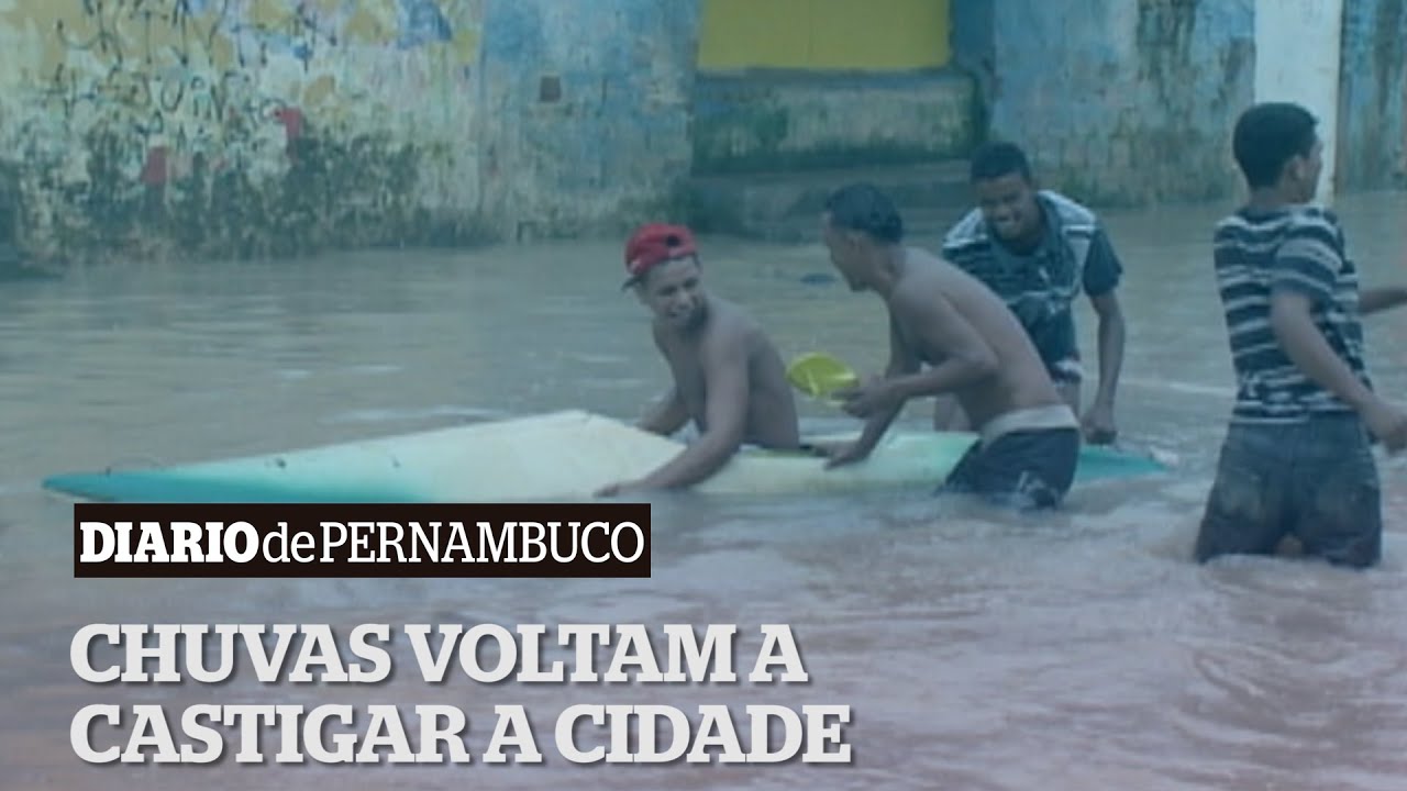 Sexta-feira de muita chuva no Recife e região