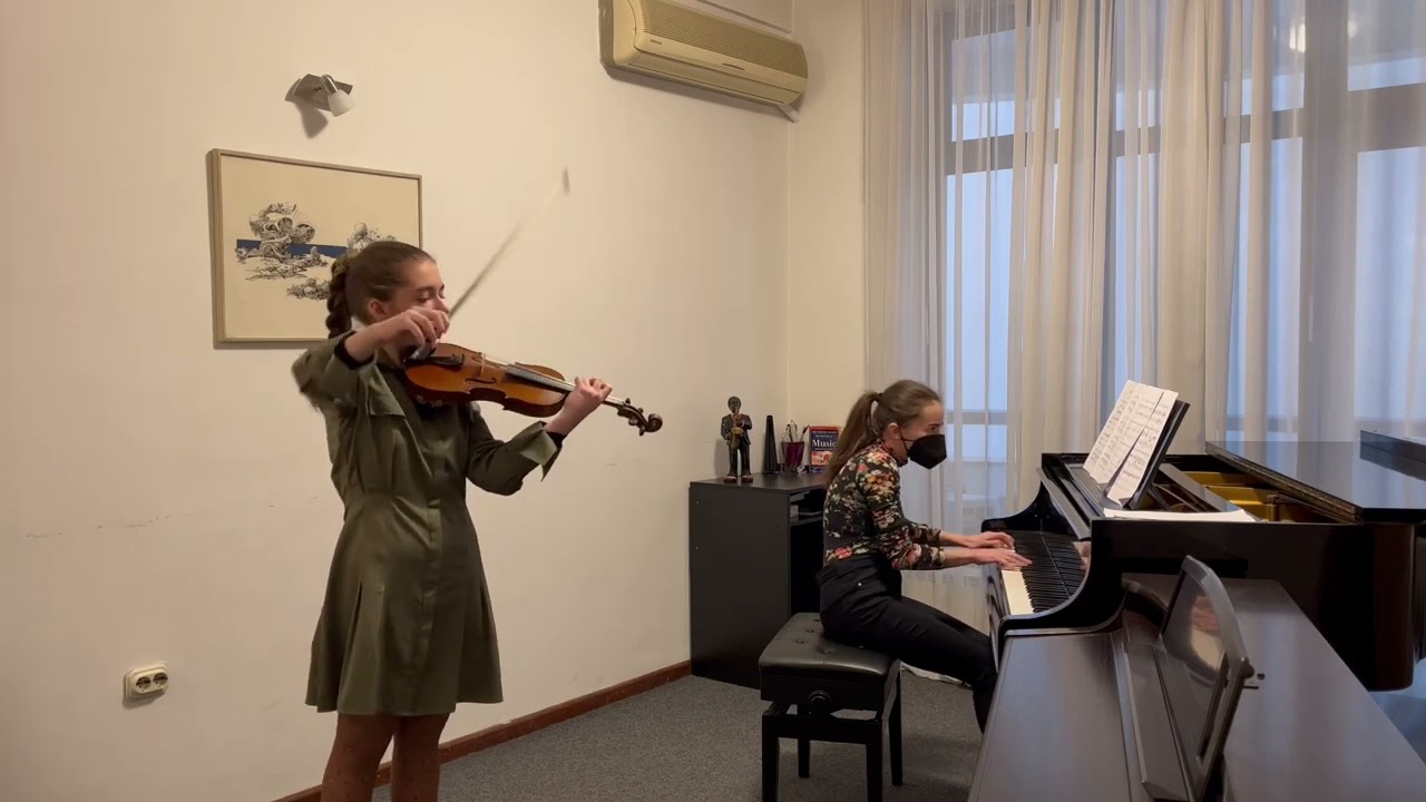 Mila Naumovska: Violin Concerto No. 1 in G Minor, Mvt 1 - Max Bruch