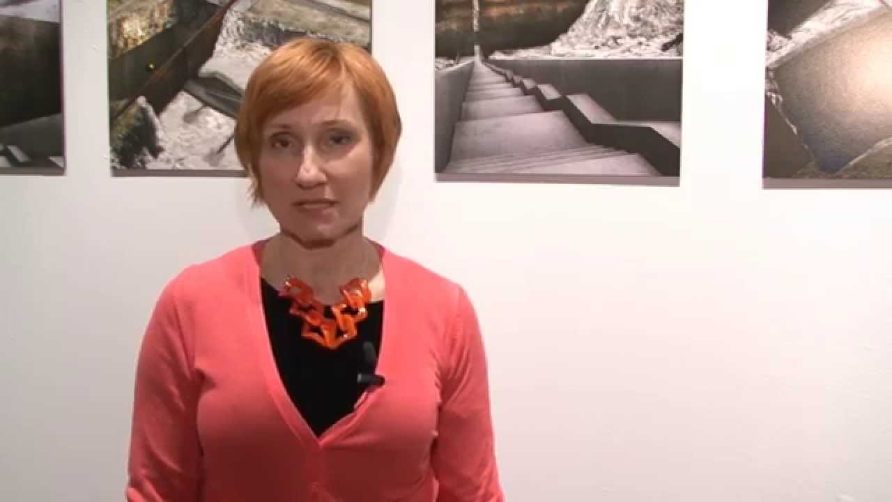 Dr Monika Rydiger o wystawie || Pamięć. Rejestry i terytoria || MCK Krak&oacute;w