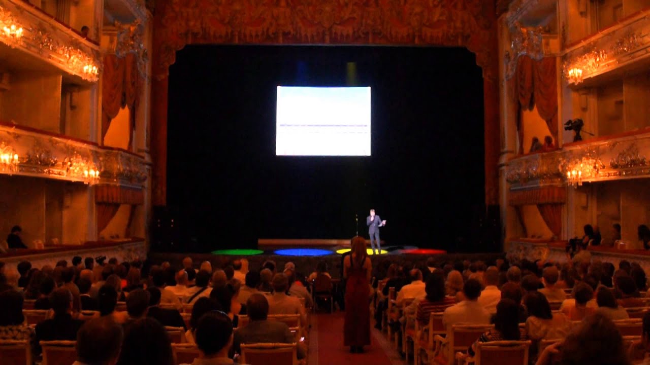 4 COLORS. Одна из фотографий авторов PhotoWebExpo продана за 1 млн. рублей