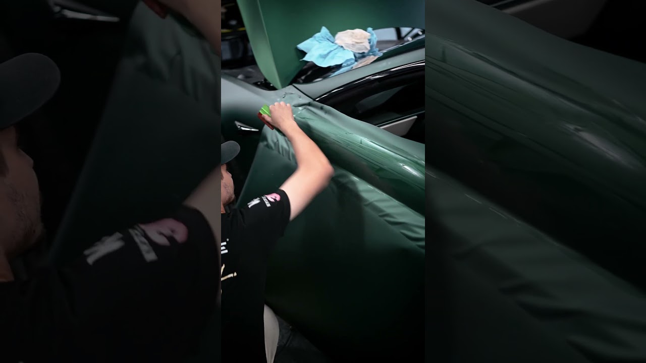 Tesla model S обклеювання вініловою плівкою 