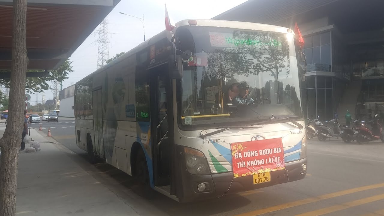 Kaze Bus : Tuyến 70 (Hồng) đi từ Trạm SORA gardens đến Trạm Đại Học Việt Đức