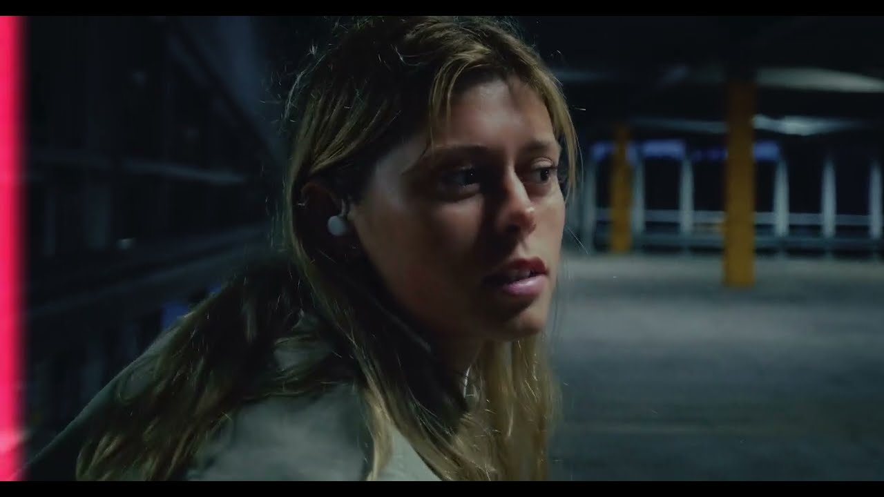 James Reynold - Scratching At The Cards [Official Video 4K]