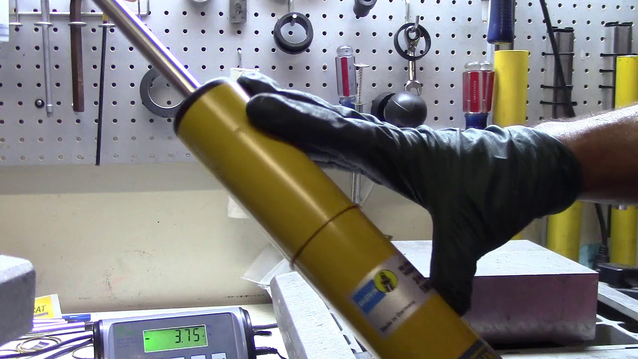 Spring vs. Damper - How the Gas Pressure in a Shock Absorber affects ride and grip