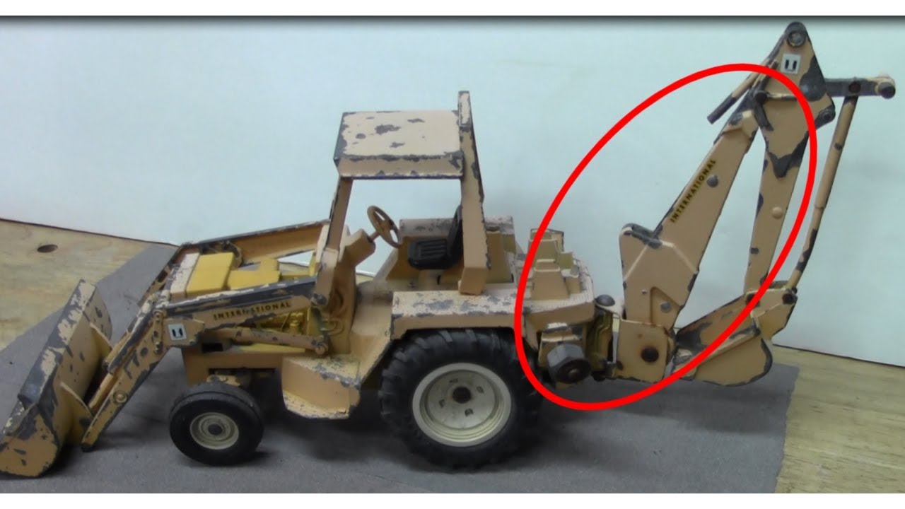 Ertl International Backhoe 472 Restoration - Diecast repair