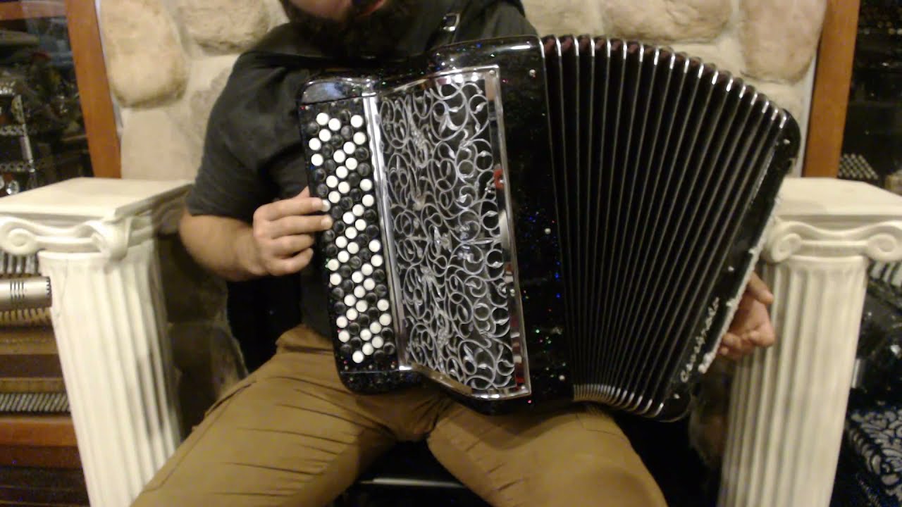 3997 - Black Starlight Cavagnolo Professional 8 Compact Chromatic Button Accordion LMMM 82 96 $7999