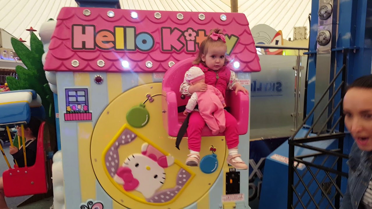 HELLO KITTY Coin operated kids kiddy ride arcade fairground @ BUTLINS SKEGNESS