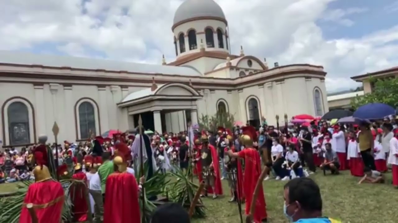 ✝️ El Gólgota en el Jardín El Sacrificio que nos Devolvió la Esperanza 🌿 Viernes Santo 15 Abril 2022
