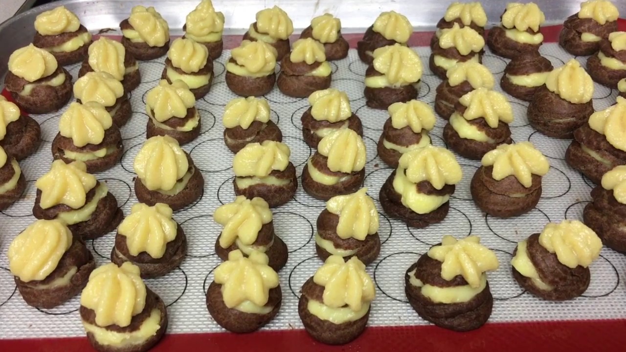 Bite Size Chocolate Cream Puff with Chantilly Frosting (Butter Frosting)