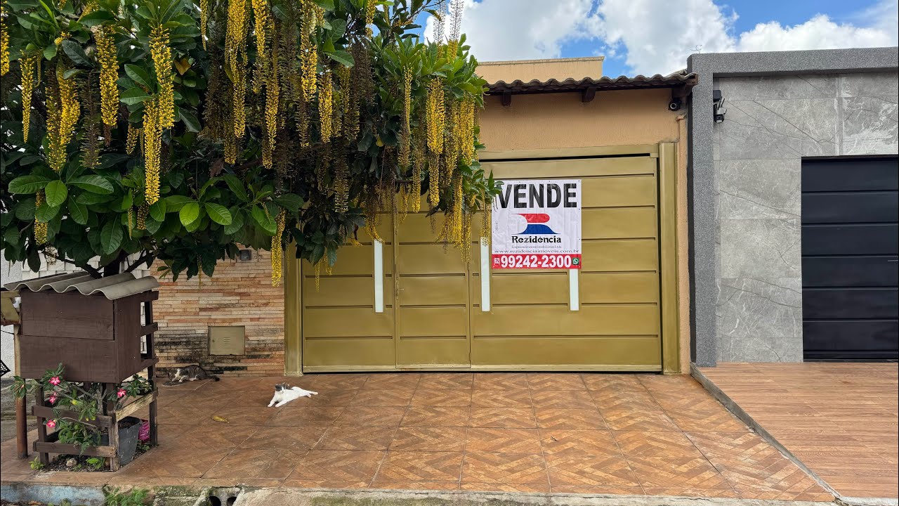 Vende-se casa no Setor Center Ville, 3 quartos, 1 suíte 