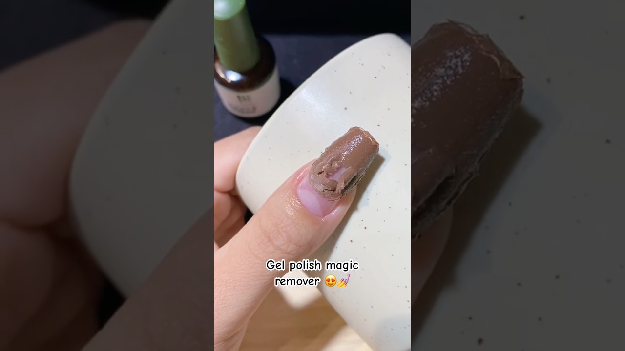 Gel nail polish magic remover 😍💅 no damage to nails 