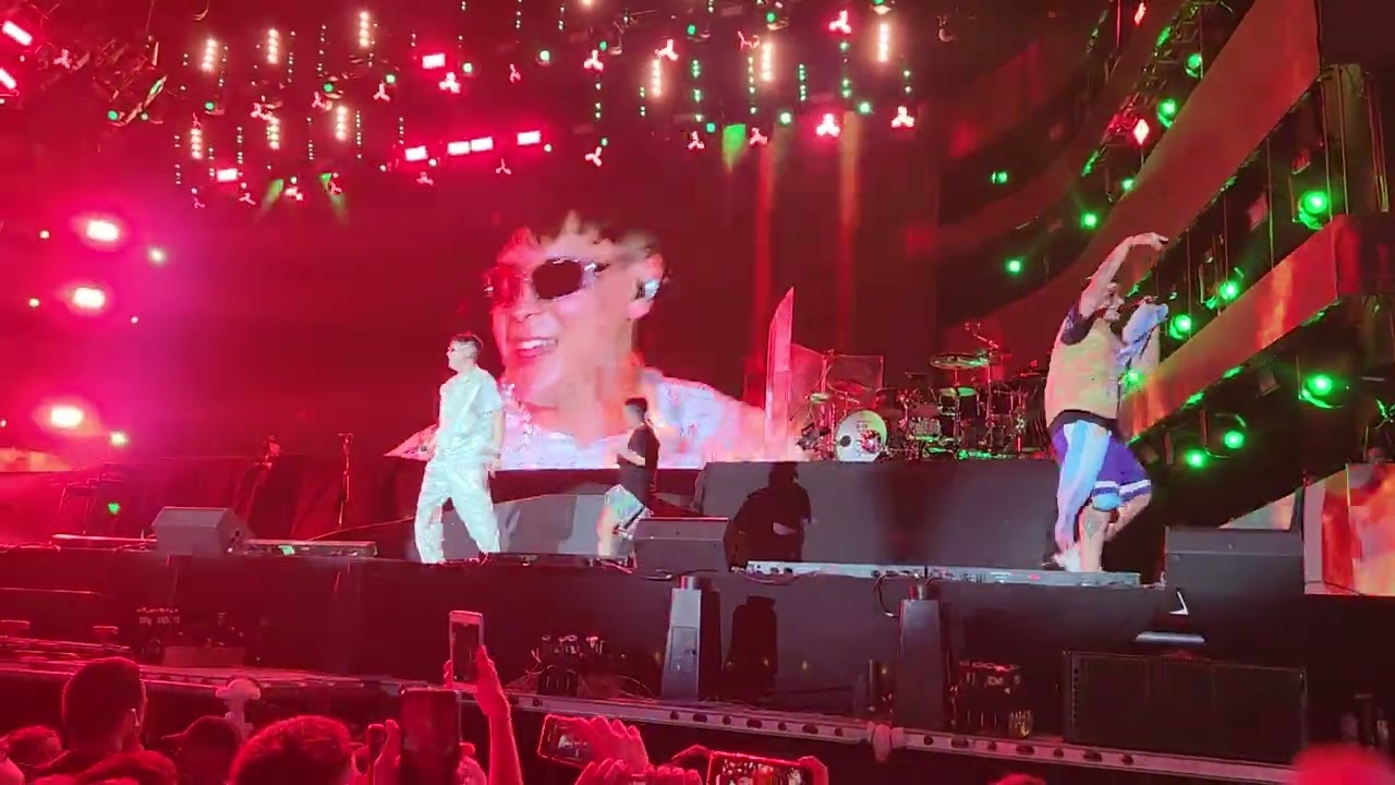 Duki, Neo Pistea y Ysy a (ModoDiablo)| estadio Velez en vivo | TRAP.N.EXPORT (12-11-22) a Capela 😉