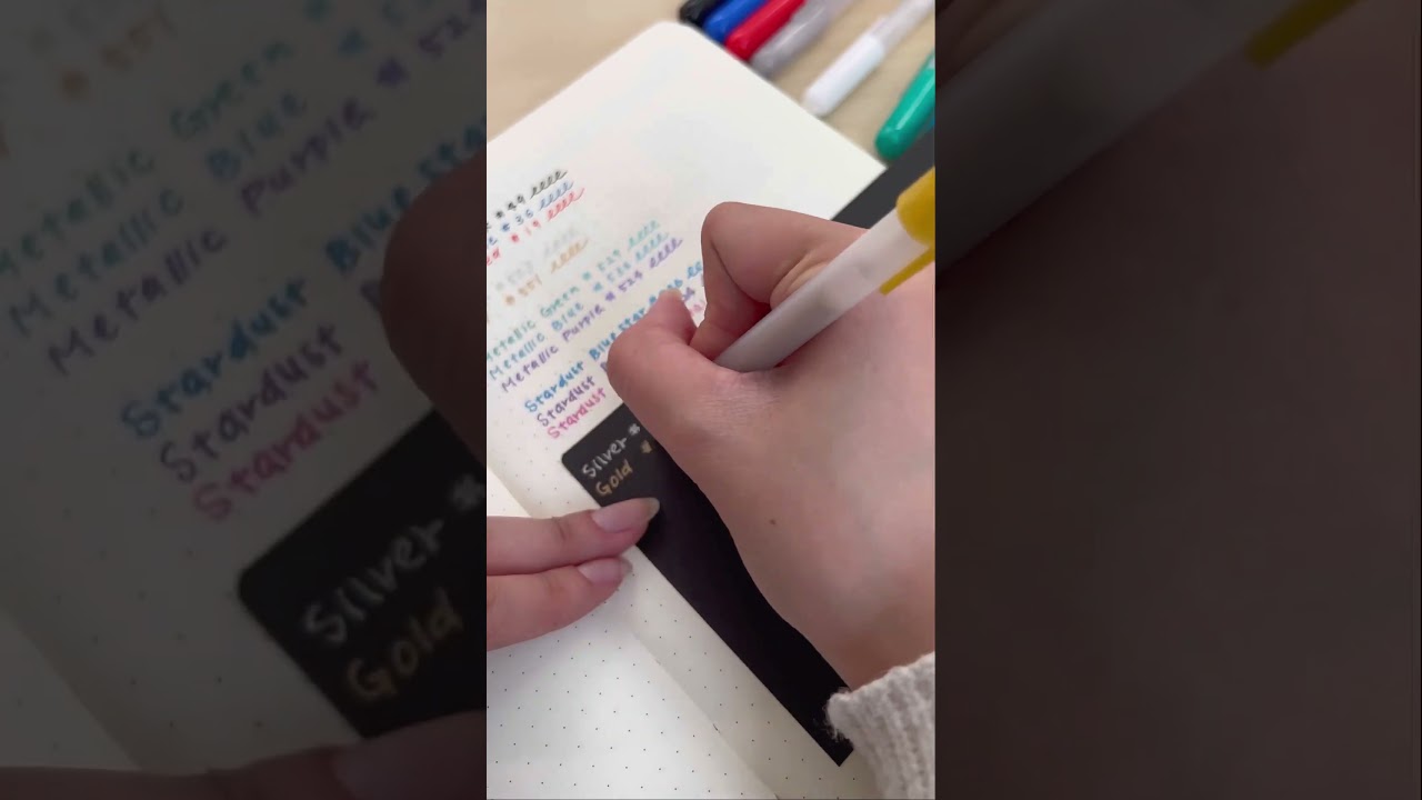 Swatching the juiciest retractable Gelly Roll gel pens 😮&zwj;💨 #shorts