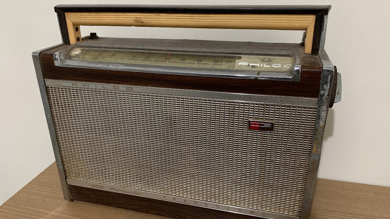 Restauração de Antigo Rádio Philco Super Transglobe (Anos 70)