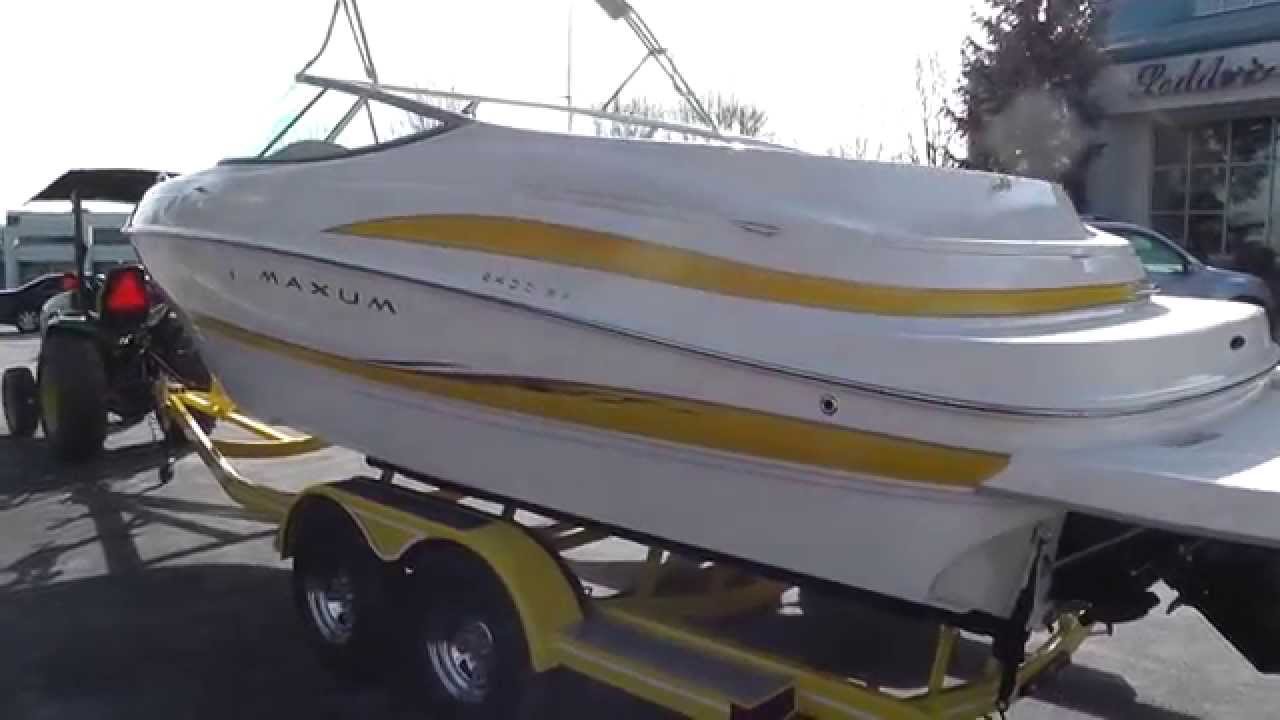 2003 Maxum 2400 SR For Sale @ Lodder's Marine