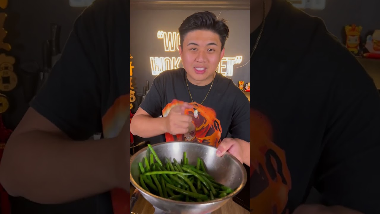 XO CHILLI GARLIC GREEN BEANS 