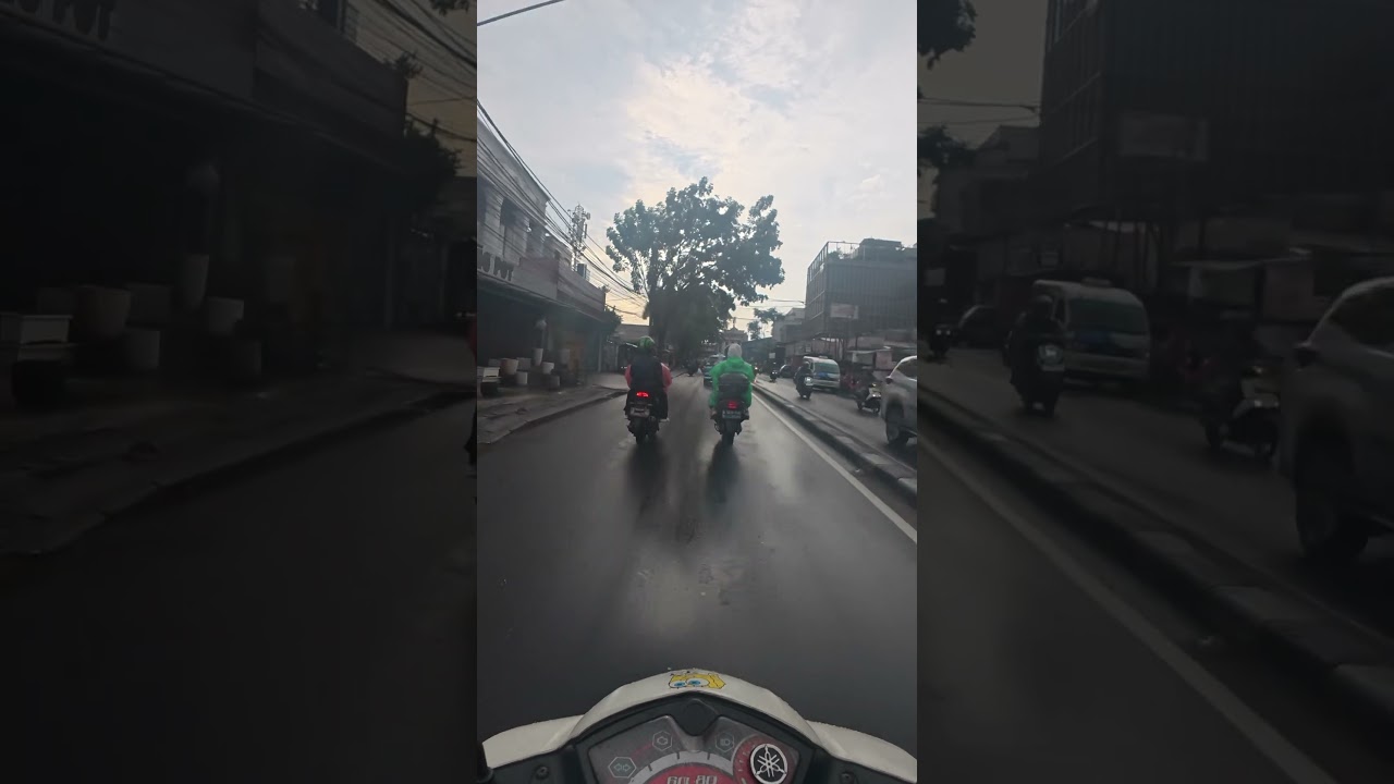 Jalan bang pitung arah permata hijau 