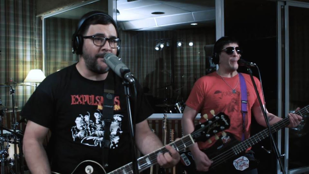 Quebraditos - Deberíamos Dejarnos - Live Session 2020 [HD]