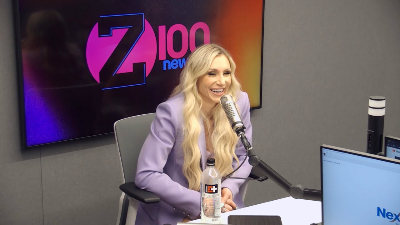 SUPERSTAR CROSSOVER Ep. 26 - CHARLOTTE FLAIR In-Studio
