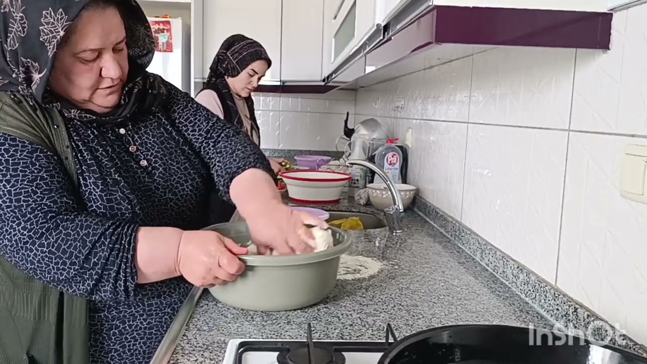 YANYANA YAR YANYANA GELİN KAYNANA YANYANA