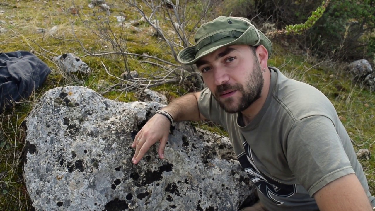 ΒΡΙΣΚΟΝΤΑΣ ΝΕΡΟ - ΥΠΟΣΤΡΩΜΑ ΣΤΗΝ ΦΥΣΗ