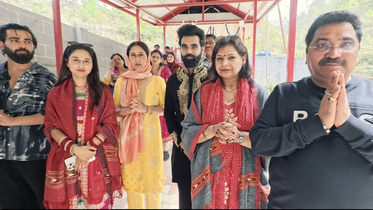 Mannat Poori || Naye jode ne kiya Pehla Darshan