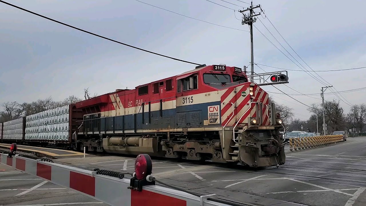 Railfanning in river grove! (S1 E2)