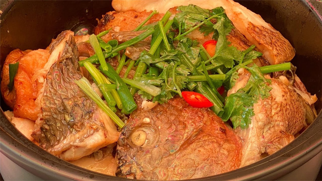 豆豉姜葱焗罗非鱼，鱼肉香嫩无腥味，汤汁拌饭都能吃两碗太香了
